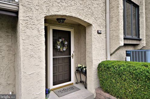 169 Golf Club Dr, Langhorne, PA 19047-2160