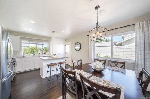 656 Rancho Santiago, Orange CA  92869-1951 exterior