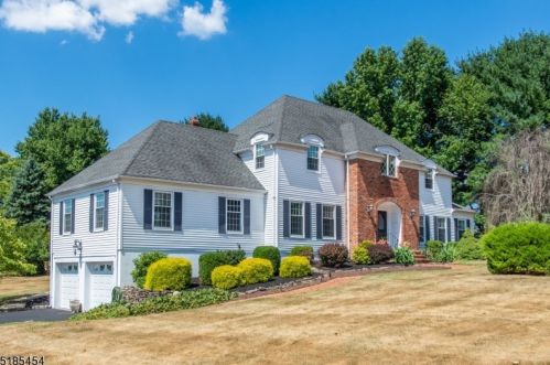 305 Summer Rd, Branchburg, NJ 08853-4066