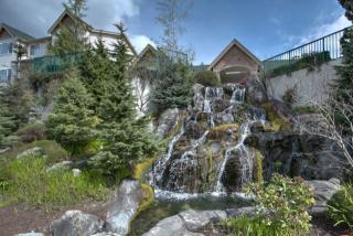 4771 Morris Ave, Seattle, WA 98055-6325