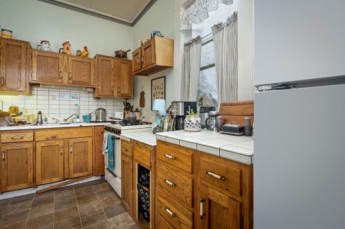 214 Depot St, Grass Valley CA  95945-6827 exterior