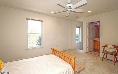 21 Patrick Henry Pl, East Amwell Township NJ  08551-1805 exterior