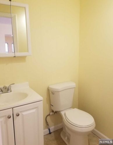 88 Kuna Ter, Irvington NJ  07111-2919 exterior