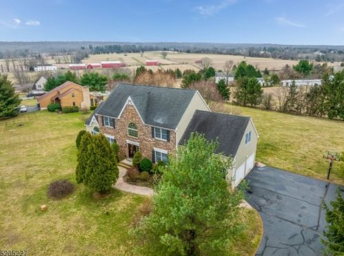 9 Manners Rd, East Amwell Township, NJ 08551-1717
