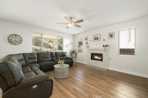 30770 Grand View Cir, Temecula CA  92591-7293 exterior