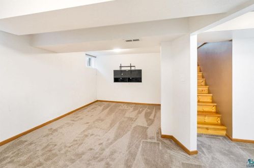 177 Austin St, Duluth MN  55803-1758 exterior