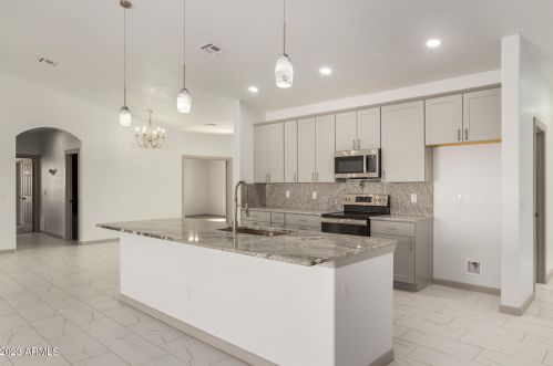 9897 Burris Rd, Casa Grande AZ  85193-8255 exterior