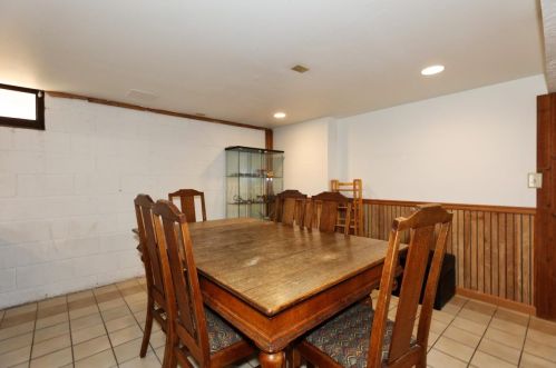 2106 107, Milwaukee WI 53226-2304 exterior