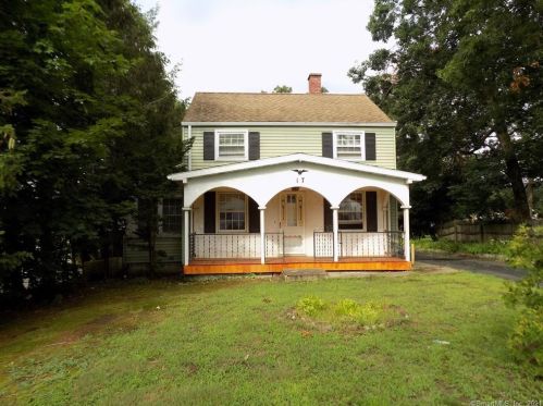 17 Vincent Rd, Bristol, CT 06010-3828