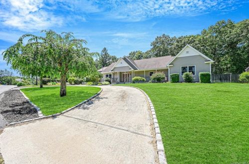 166 Lakeside Trl, Panamoka, NY 11961-2246