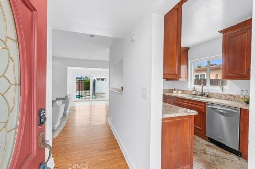 821 Woodcroft Ave, Glendora CA  91740-5447 exterior