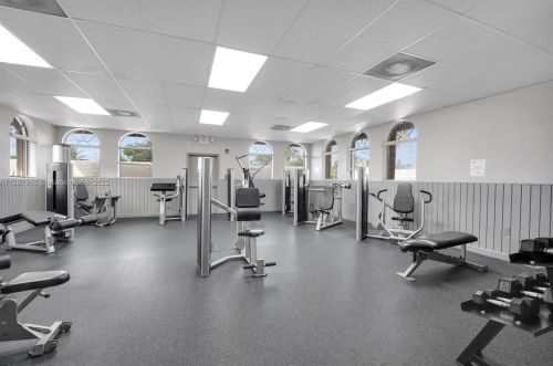 18126 61st Pl, Hialeah FL  33015-5601 exterior