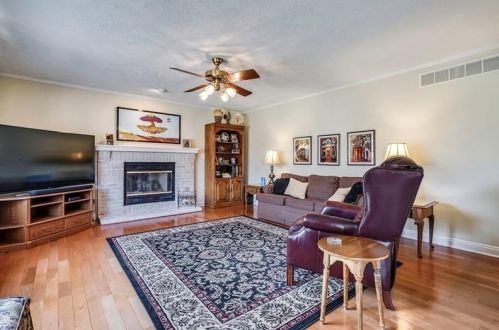 363 Birch St, Imperial PA  15126-1151 exterior