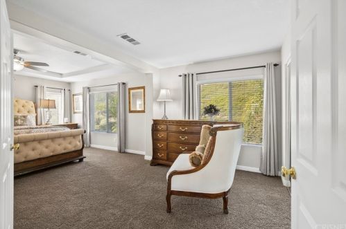 28531 Redwood Canyon Pl, Santa Clarita CA  91390-5723 exterior
