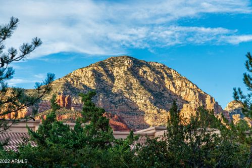 130 Arroyo Seco Dr, Sedona, AZ 86336-4377