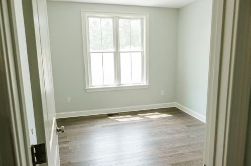 10 Woodward Rd, Lincoln RI  02865-4917 exterior