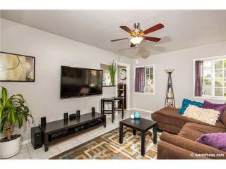 1423 Grand Ave, San Diego CA  92109-4328 exterior