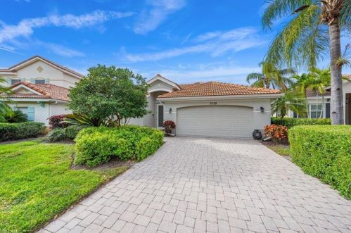 3132 Sundance Cir, Naples, FL 34109-8921