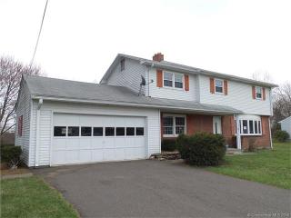 14 Longview Dr, Bloomfield, CT 06002-1828