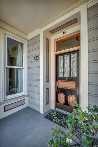 432 8th St, Santa Rosa, CA 95401-5206