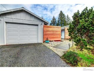 23019 84th Ave, Edmonds, WA 98026-8600