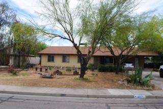 6217 Paradise Ln, Glendale, AZ 85306-2320