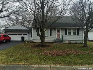 8 Bennett Ave, East Bloomfield, NY 14469-9333