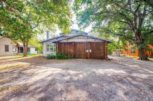 1825 Walnut St, Greenville TX  75401-3041 exterior