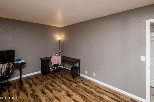 2400 Tigertail Dr, Lake Havasu City AZ  86403-4975 exterior
