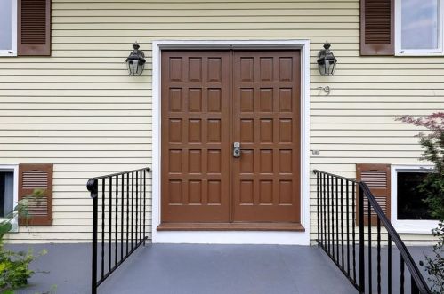 79 Woodhaven Blvd, Providence, RI 02911-1149