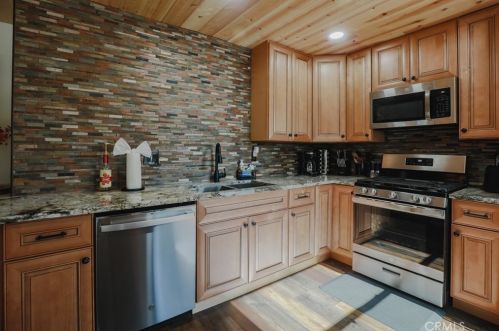 1120 Crystal Mountain Rd, Big Bear City CA  92314-9120 exterior