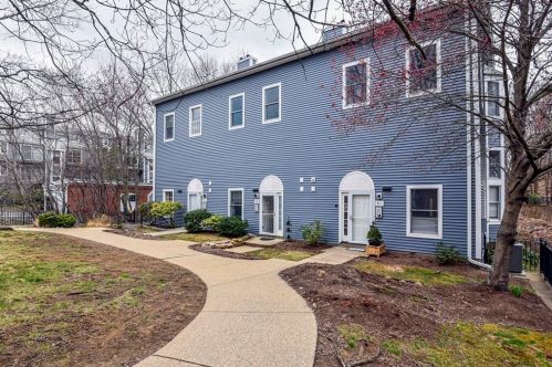 11 Stone Mill Dr, Dedham, MA 02026-2968