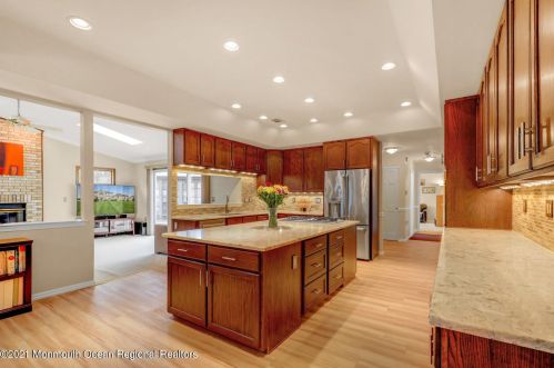 49 Polo Club Dr, East Freehold NJ  07728-8072 exterior