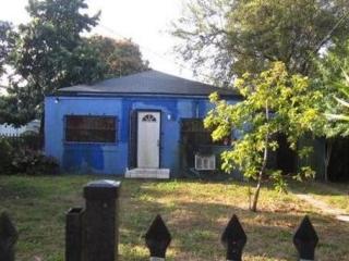 828 57th St, Miami, FL 33127-1302