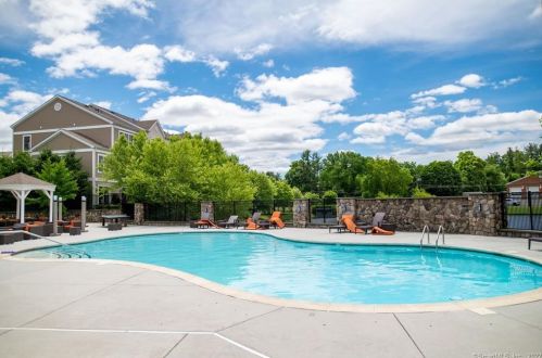 48 Copper Square Dr, Bethel CT  06801-3236 exterior