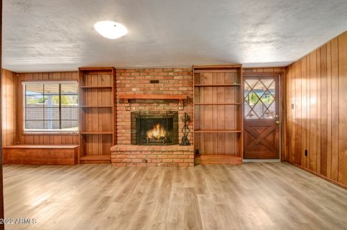 7611 12th Pl, Phoenix AZ  85020-4540 exterior