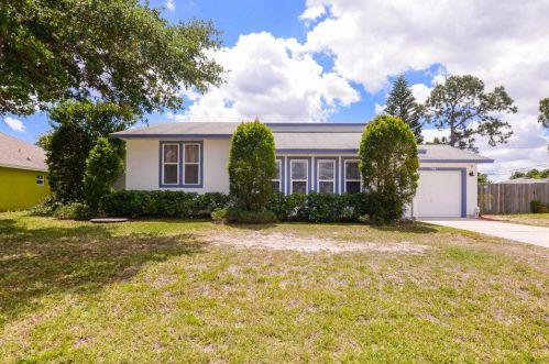 750 Monsoon Rd, Fort Pierce, FL 34953-1939