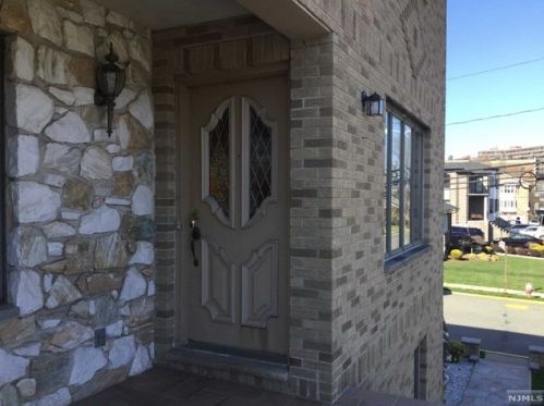 30 Crescent Ave, Cliffside Park NJ  07010-3046 exterior