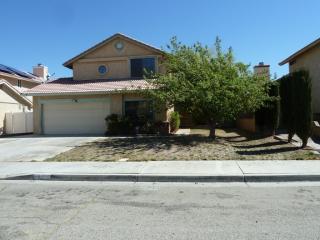44850 Caboose Dr, Lancaster, CA 93535-2784