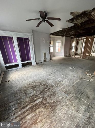 125 Haws Ave, Norristown PA 19401-4518 exterior