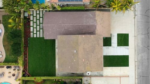 10071 Cliff Dr, Huntington Beach CA  92646-6604 exterior