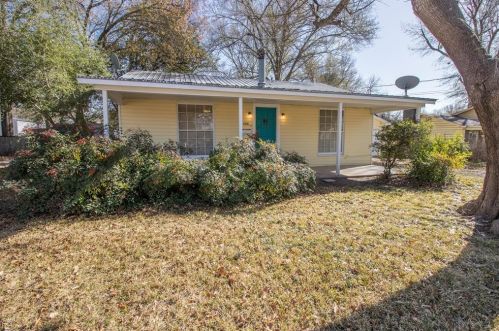 806 9th St, Terrell, TX 75160-1607