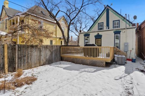 2913 Stout St, Denver CO 80205-2943 exterior