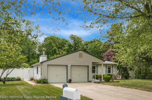 1614 Rogers Ct, Belmar, NJ 07719-3863