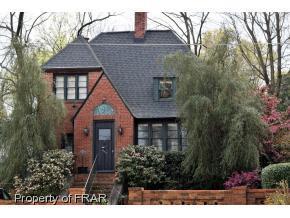 647 Brandts Ln, Fayetteville, NC 28301-4815