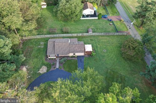 540 Connell Dr, Bear, DE 19701-2240