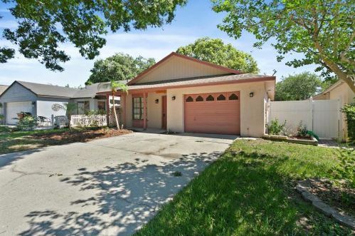 3343 Peterborough Pl, Palm Harbor, FL 34684-4245