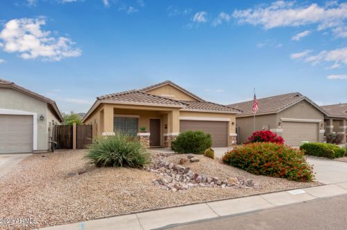 36127 Mirandesa Dr, San Tan Valley, AZ 85143-5744
