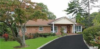 62 Flamingo Rd, East Hills, NY 11576-2708