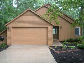122 Delbridge Ln, Crossville, TN 38558-8815
